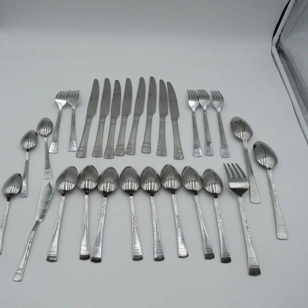 Pfaltzgraff Flatware Mix Lot 28 Pieces Sapphire Pattern Stainless Steel‎